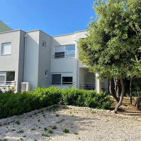 Apartments Jedro Petrcane Bagian luar foto