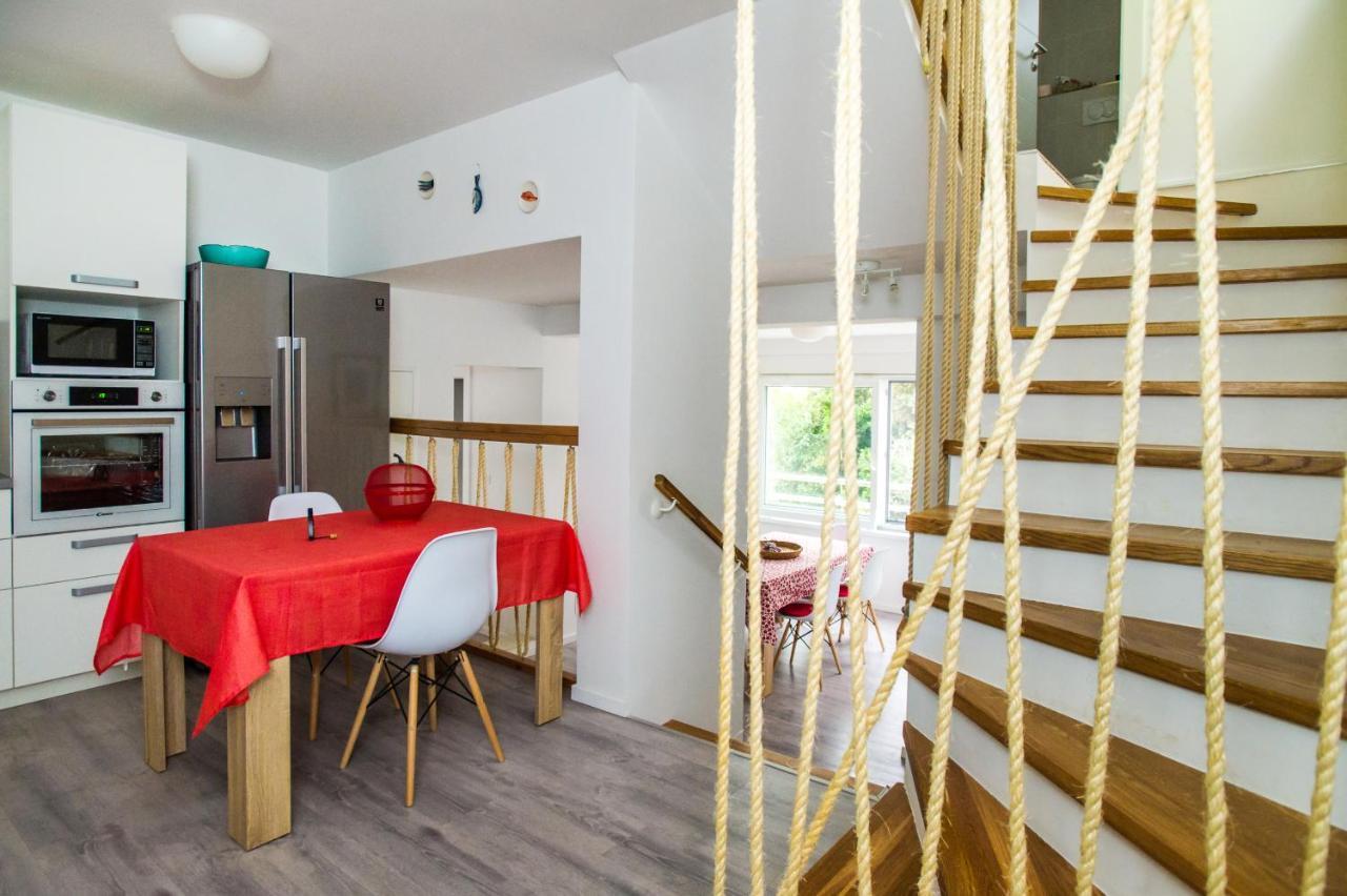 Apartments Jedro Petrcane Bagian luar foto