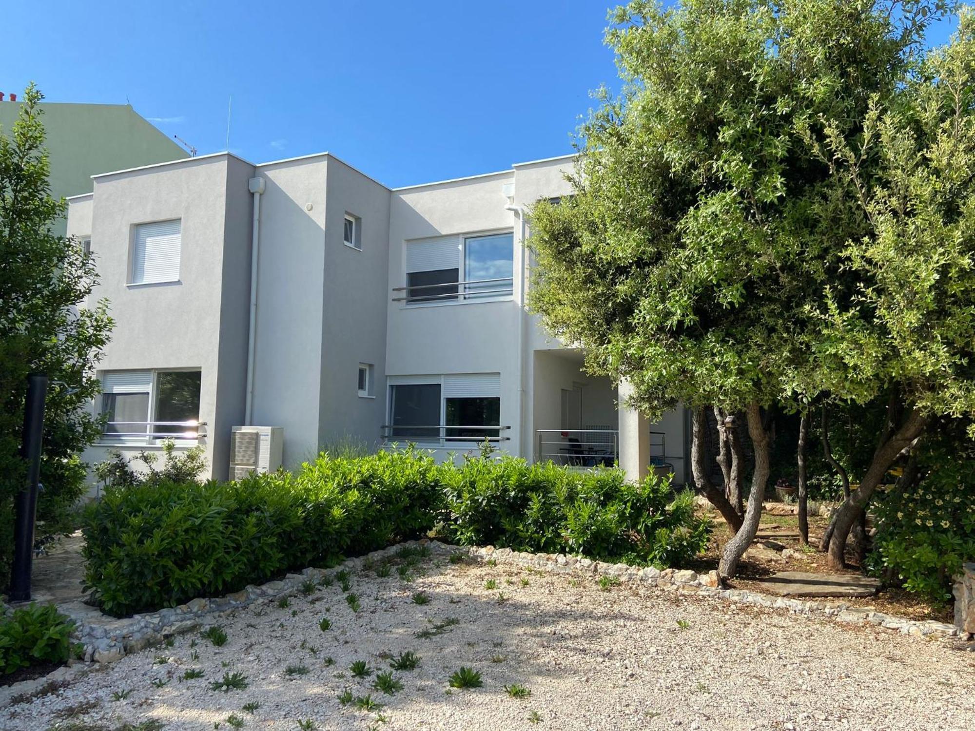 Apartments Jedro Petrcane Bagian luar foto